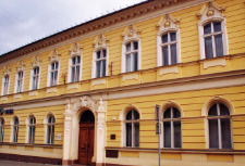 FARSKÁ - historická budova s polyfunkciou